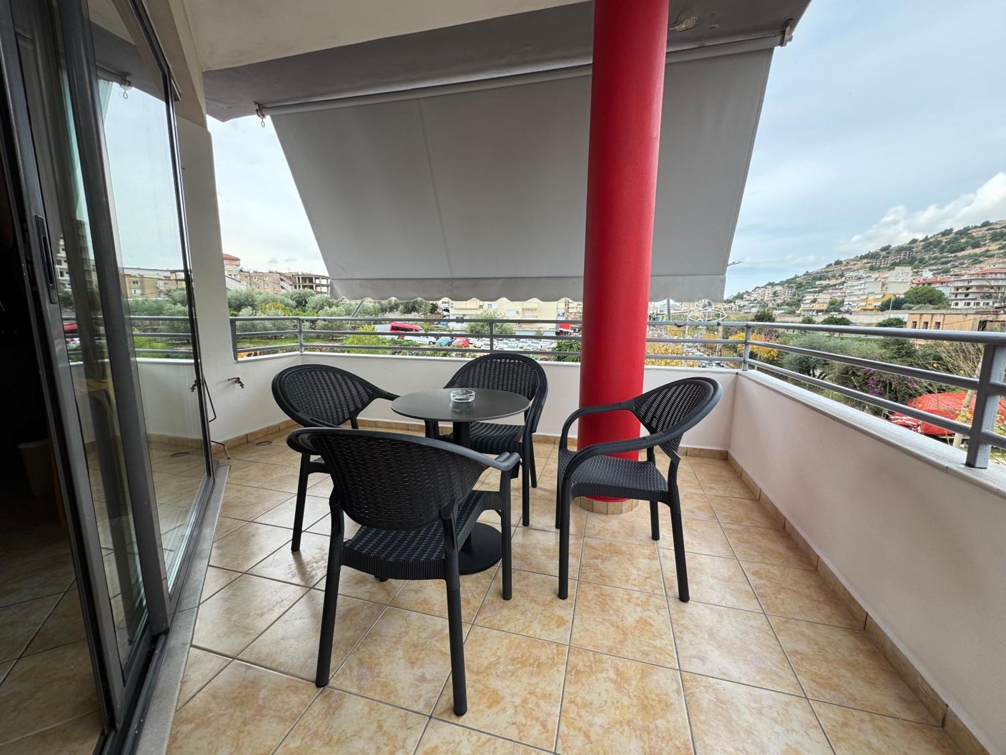 Flora Apartments Sarandë エクステリア 写真