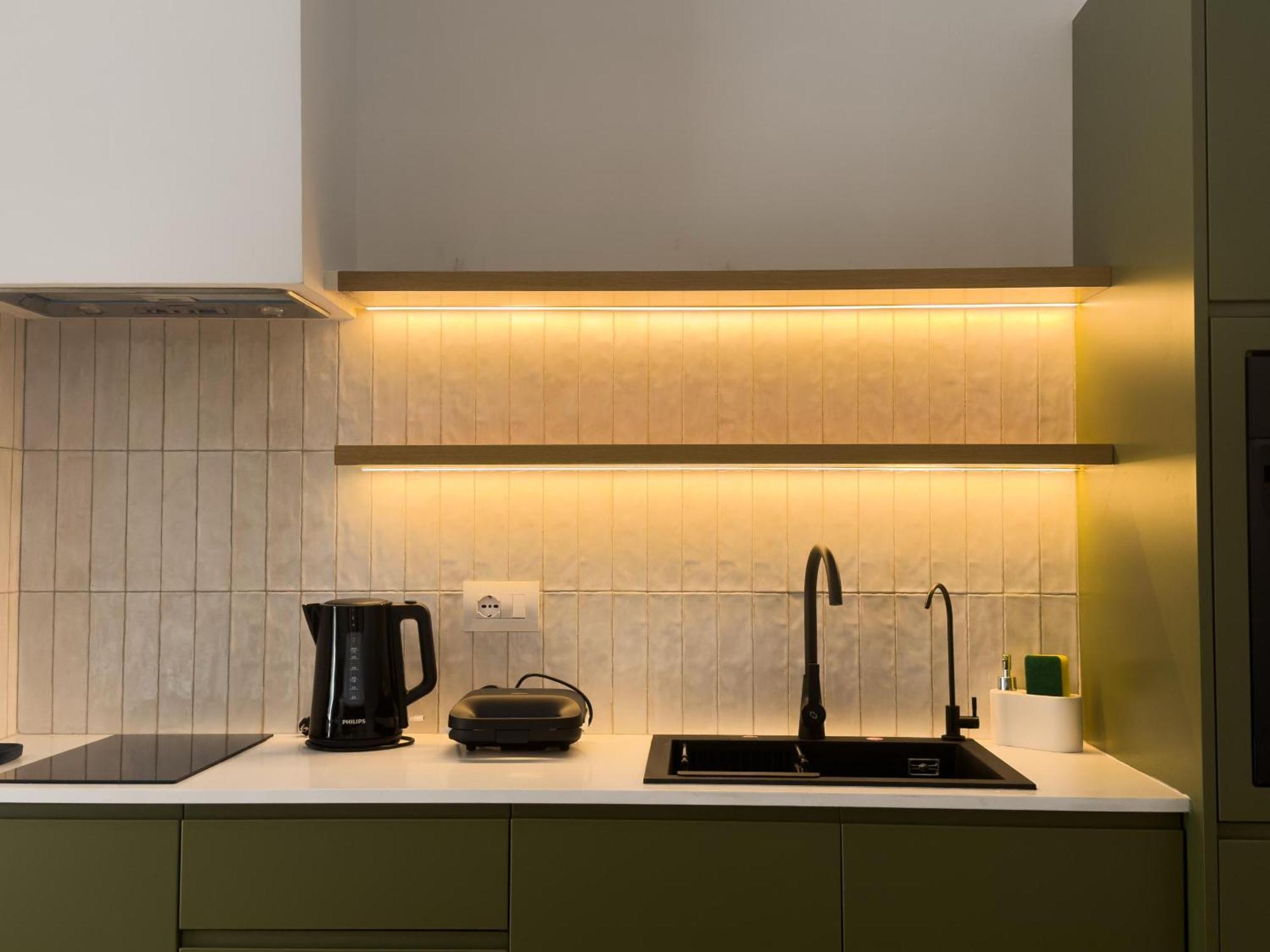 Flora Apartments Sarandë エクステリア 写真