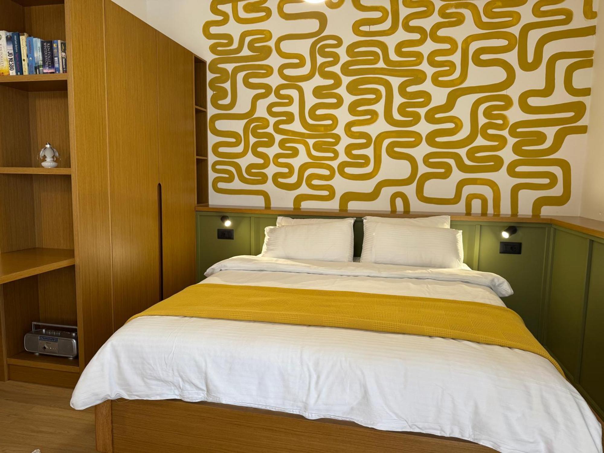 Flora Apartments Sarandë エクステリア 写真