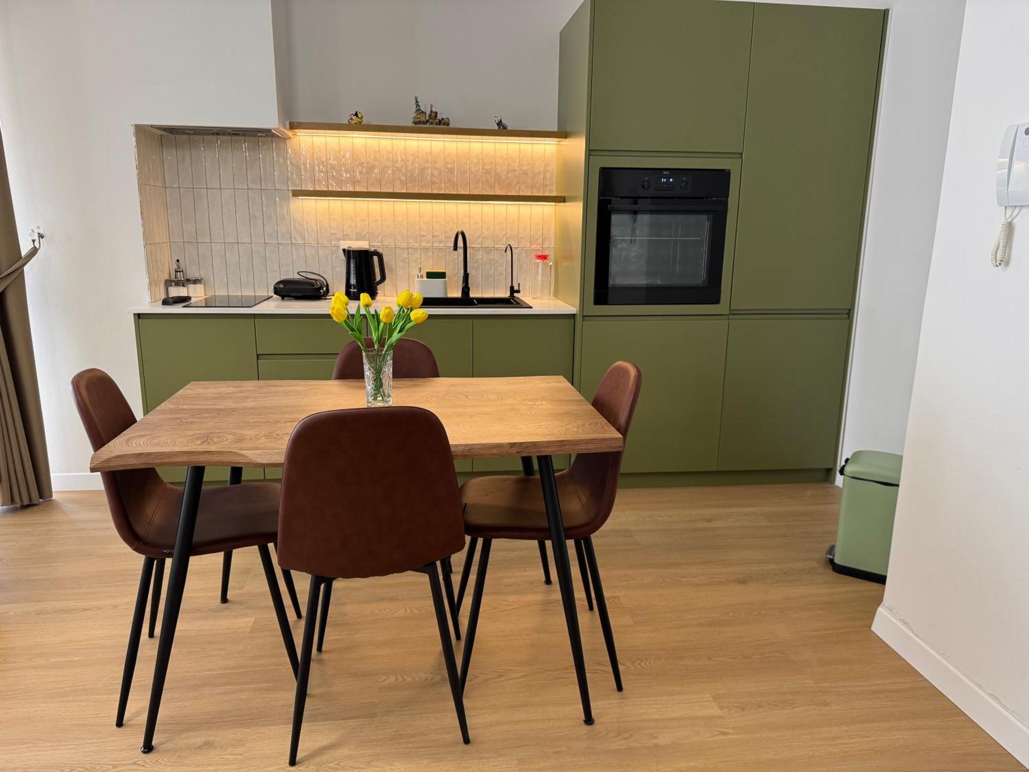 Flora Apartments Sarandë エクステリア 写真